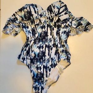 ABERCROMBIE & FITCH NWT SWIMSUIT